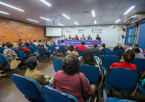 Governo do Amazonas fecha acordo para garantir moradia a famílias do Monte Horebe