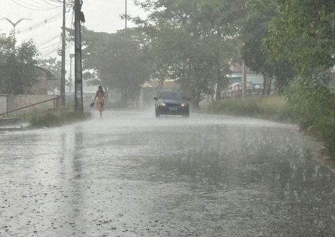 Amazonas recebe alerta de chuvas torrenciais nas próximas 48 horas