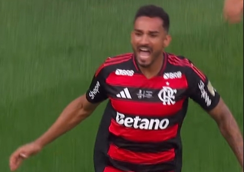 Flamengo abre o placar e sai na frente na final da Libertadores
