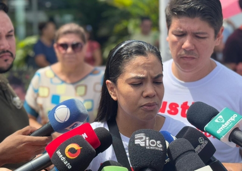 "Por que aquele outro médico foi preso e ela não?" questiona mãe de Benício durante manifestação