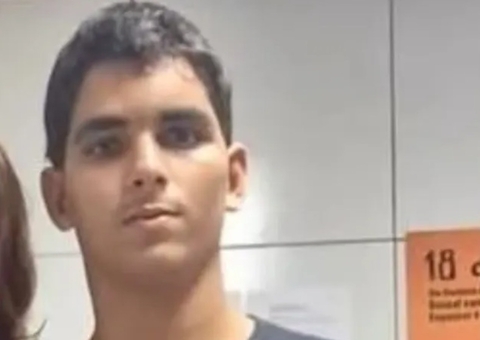 Jovem que morreu em jaula de leoa queria voltar à prisão, revela diretor de presídio