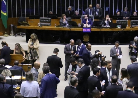 Câmara aprova PEC que isenta veículos com mais de 20 anos do IPVA