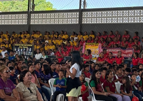 Prodígio amazonense: Malu Lira leva educação financeira para comunidades ribeirinhas