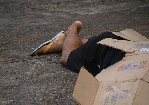 Homem é crivado com mais de 10 tiros no CSU da Compensa