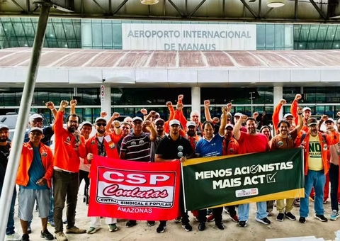 Petroleiros de Urucu fazem protesto no Aeroporto de Manaus em meio à greve nacional