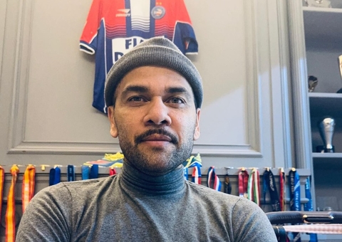 Fundo pede bloqueio de imóveis e carros de Daniel Alves no Brasil por dívida de R$ 7,7 milhões