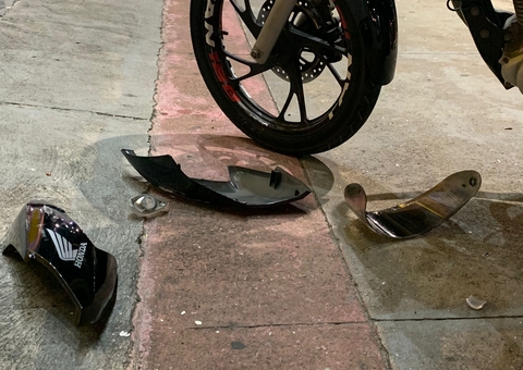 Motociclista fica ferido após queda na Avenida Djalma Batista durante o Natal