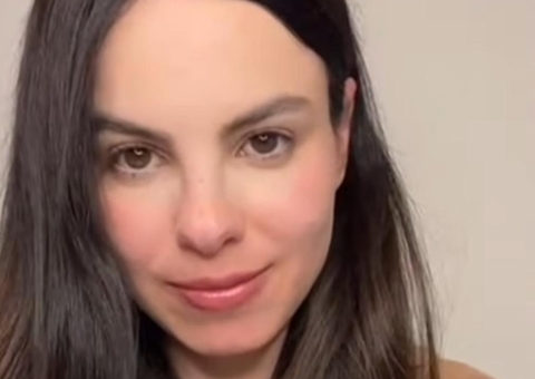 Sthefany Brito revela que filho de 1 ano passou por cirurgia após acidente doméstico