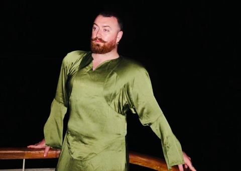Sam Smith passa réveillon na Amazônia; veja fotos 