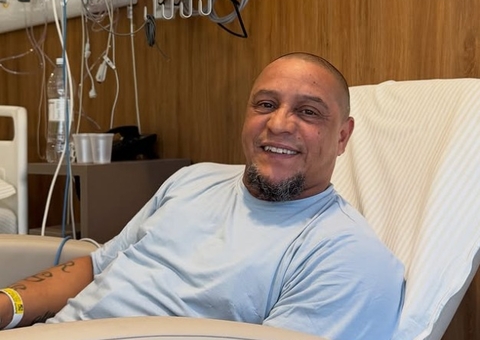 Ex-jogador Roberto Carlos recebe alta após cirurgia no coração 