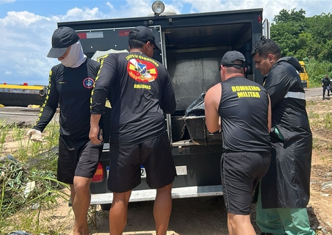 Nu e com pedra sobre o pescoço, homem é achado morto com recado do CV em Manaus