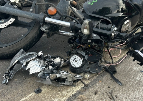 Passageira de moto morre após condutor entrar na contramão na Avenida das Torres