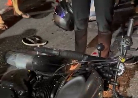 Grave acidente deixa motociclista ferido na Avenida das Torres