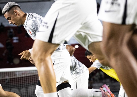 Vasco tropeça em São Januário e adia classificação no Campeonato Carioca