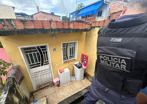 Jovem é encontrada morta em casa após filho pedir comida a pai por vídeo em Manaus