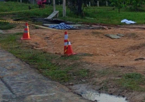 Criança e dois adultos morrem após carro invadir ponto de ônibus na BR-174