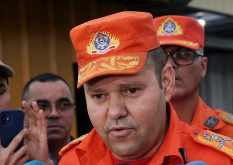 Bombeiros enfrentam correnteza e ampliam raio de buscas por vítimas de naufrágio