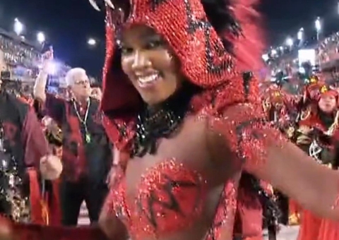 Fim do mistério? IZA e João Vitor Silva fazem primeira aparição pública juntos