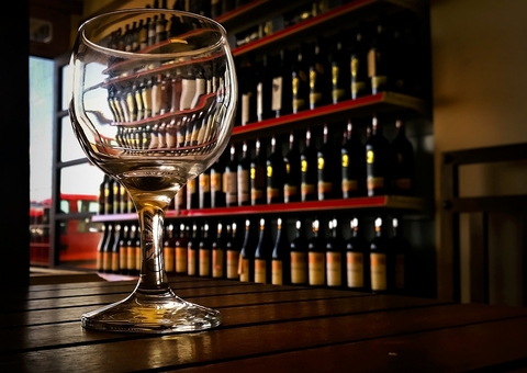 Contrato superfaturado da Funasa em Manaus tem loja de vinhos envolvida novamente