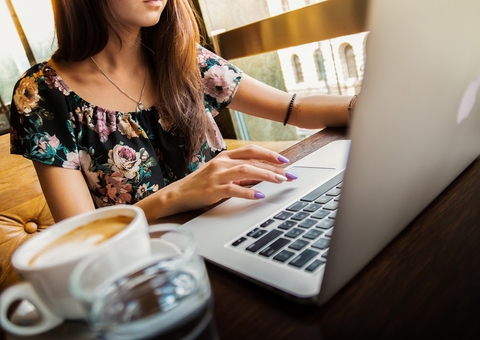 Mulheres ganham menos que homens em 75% das unidades da Petrobras, BB e Caixa