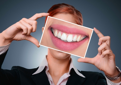 Conheça as cinco doenças bucais mais comuns e como evitá-las