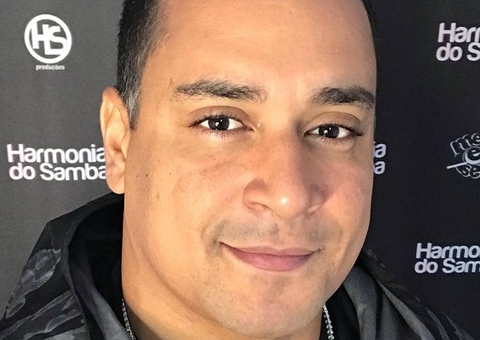 Xanddy interrompe show após receber gestos obscenos de secretário na Bahia 