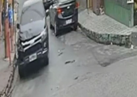 Homem atropela motociclista e foge sem prestar socorro em Manaus