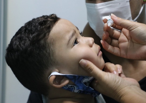 Baixa vacinação contra poliomielite preocupa especialistas no Amazonas