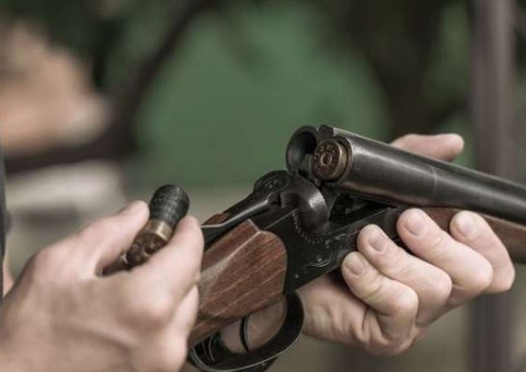 Homem tenta matar irmão a tiros durante briga por herança no Amazonas