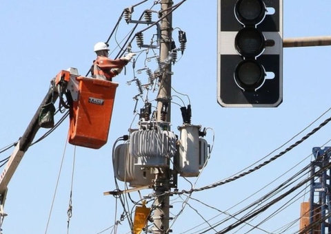 Cinco bairros ficarão sem energia neste feriado em Manaus; confira