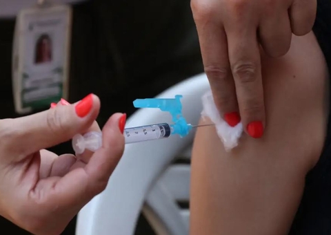 Vacinação contra a dengue poderá ser feita pelo SUS a partir de fevereiro 