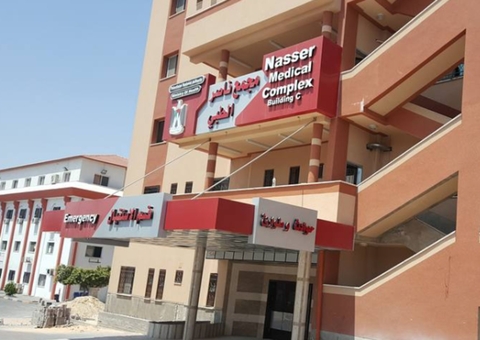 Quase 200 corpos são encontrados em vala no pátio de hospital em Gaza