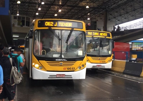 Foragido invade T4 para fugir de linchamento e acaba preso em Manaus