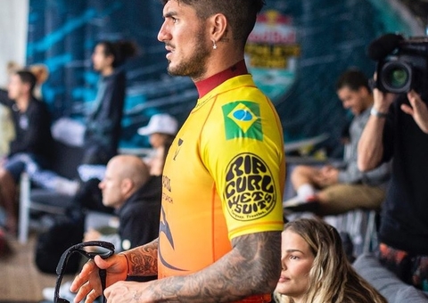 Yasmin Brunet revela que há motivo por trás de Medina fazer questão levá-la