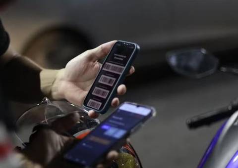 Homem é preso por vender celulares roubados no centro de Manaus