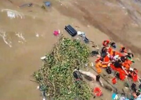 Empresa nega omissão em naufrágio que deixou mortos e desaparecidos