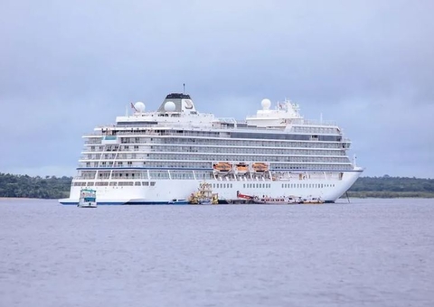 Cruzeiro com 1 mil turistas chega a Manaus nesta terça-feira 