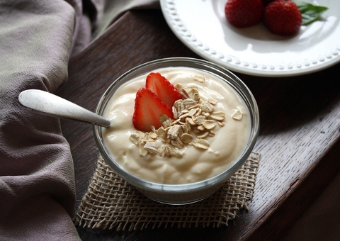 Iogurte é excelente fonte de probióticos; conheça alimentos que aumentam a imunidade