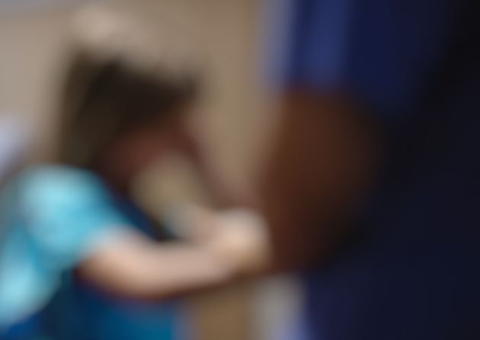 Tia flagra sobrinho estuprando prima de 11 anos em Tabatinga 