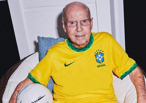 Morte de Zagallo repercute no mundo; confira homenagens