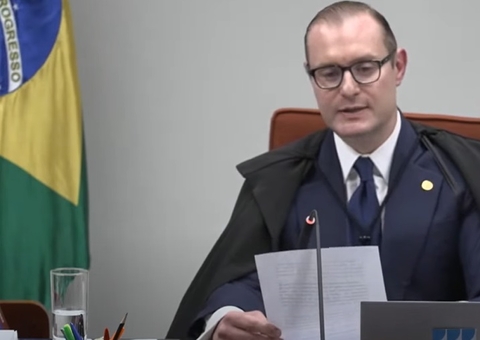 Zanin vota por condenação de Bolsonaro e STF forma maioria contra trama golpista