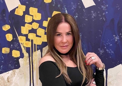 Aos 62, Zilu Godoi ostenta cinturinha e bumbum redondo em foto de biquíni