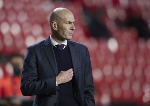 Real Madrid anuncia saída do técnico Zinedine Zidane