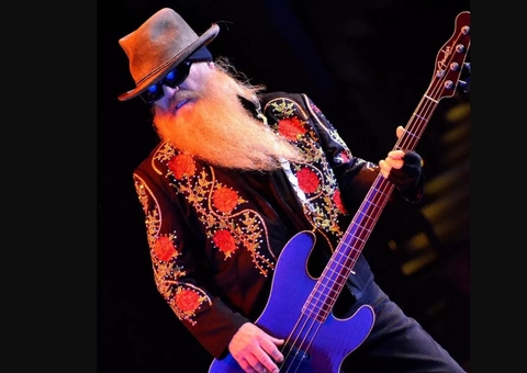 Baixista do ZZ Top, Dusty Hill, morre aos 72 anos