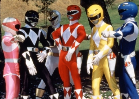  Band volta a exibir “Powers Rangers”