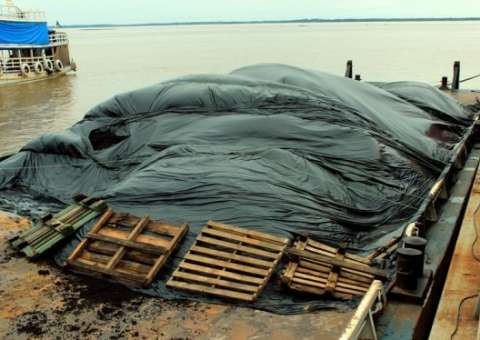 Prefeitura compra material para asfaltar cidade