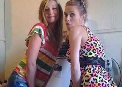 Mulher é presa após postar fotos no Facebook usando vestido roubado