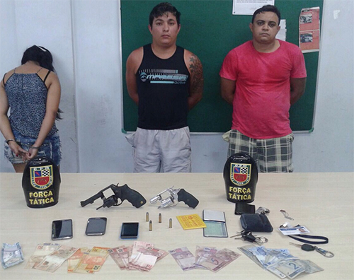 Foragido é preso em companhia de menor armada