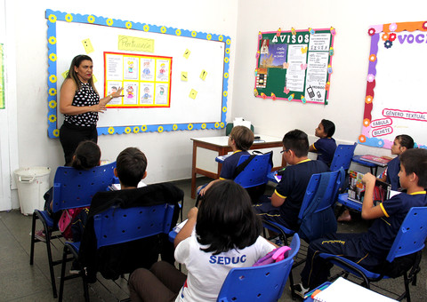 Escolas públicas desenvolvem projetos em preparação para avaliações nacionais