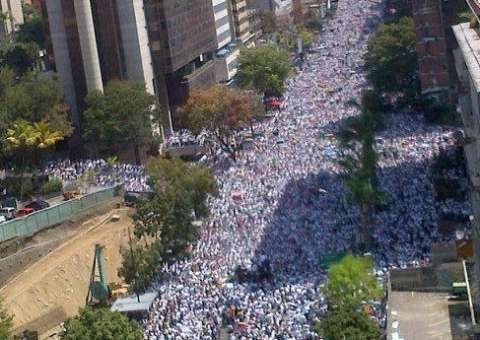  Protestos  na Venezuela  fazem brasileiros apressar retorno a Manaus